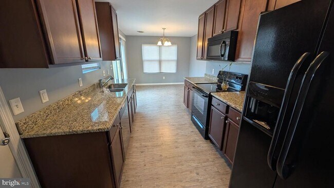 Foto del edificio - 224 Benedict Dr