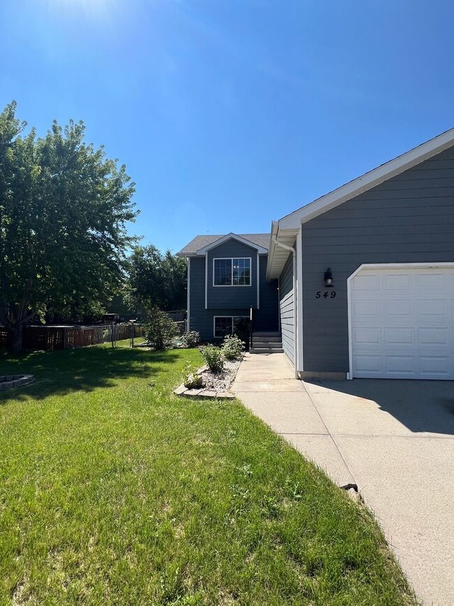 Building Photo - 549 Hanover Dr