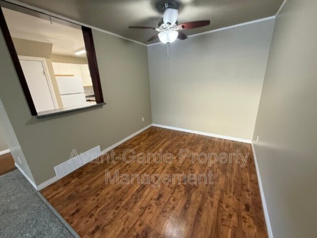 Building Photo - 14583-14121 121 St NW