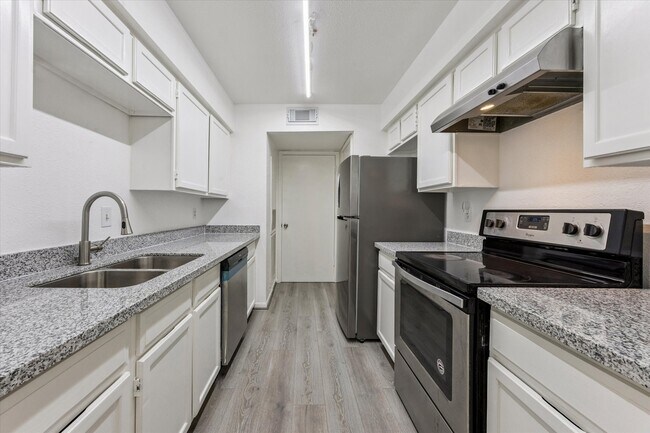 Building Photo - 6606 De Moss Dr