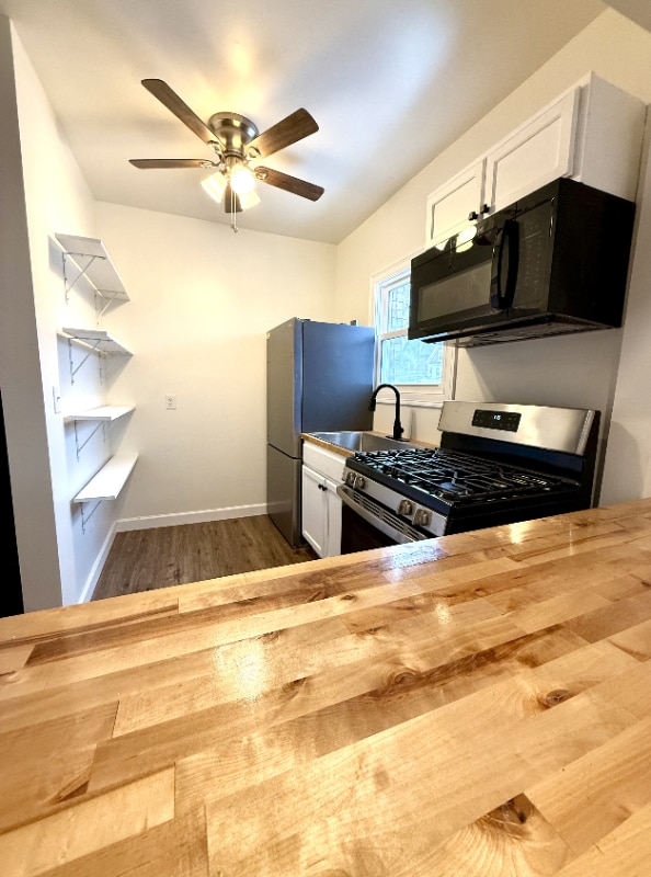 Building Photo - 5416 Black St