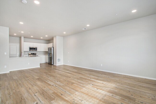Foto del edificio - Stunning Townhome in Northridge Trails