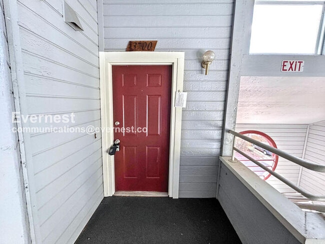 Foto del edificio - 3700 Iguana Dr