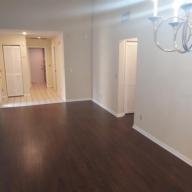 Foto del edificio - 13804 Lazy Oak Dr