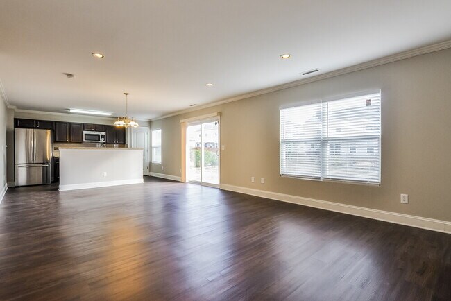 Foto del edificio - 535 Kerriann Ln