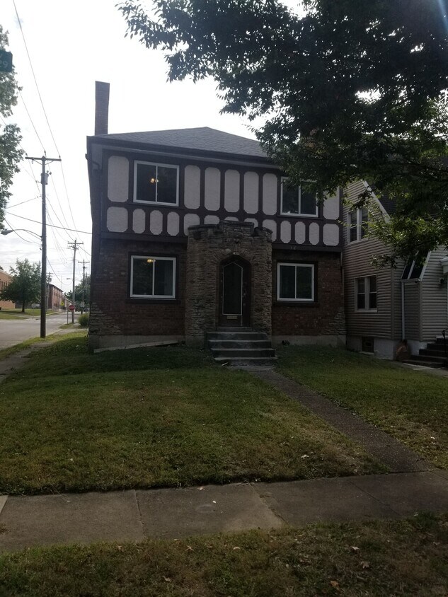 1427 Ryland Ave, Cincinnati, OH 45237 House Rental in Cincinnati, OH
