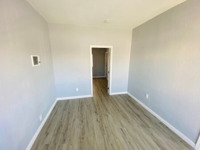 Foto del edificio - 252 S 7th St