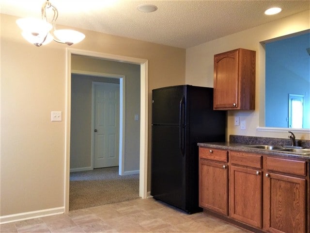 Foto del edificio - 12674 Old Pond Rd