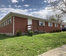 Building Photo - 170-172 Delmont Dr
