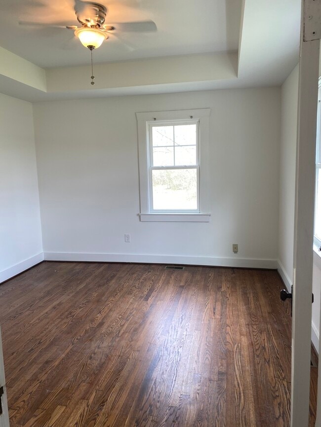 Building Photo - 1227 Old Hickory Blvd