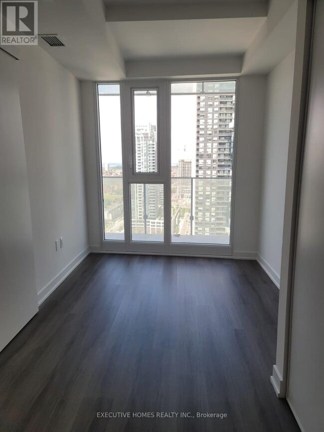 Photo du bâtiment - 3883 Quartz Rd