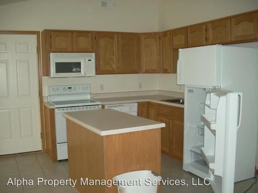 Building Photo - 113 SE 1171