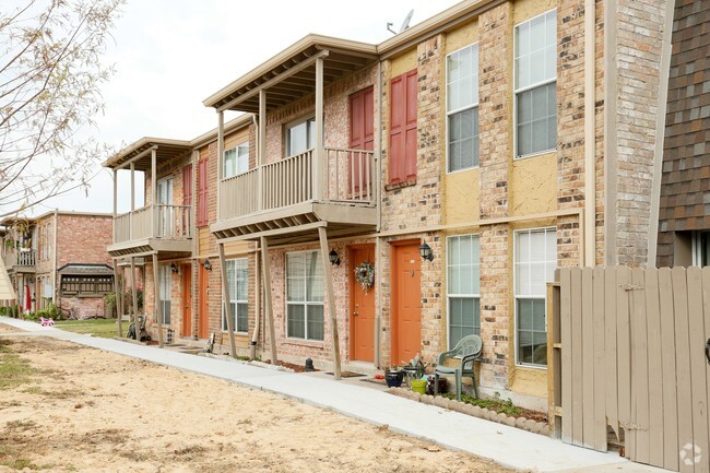 Foto del edificio - Alta Vista Townhomes