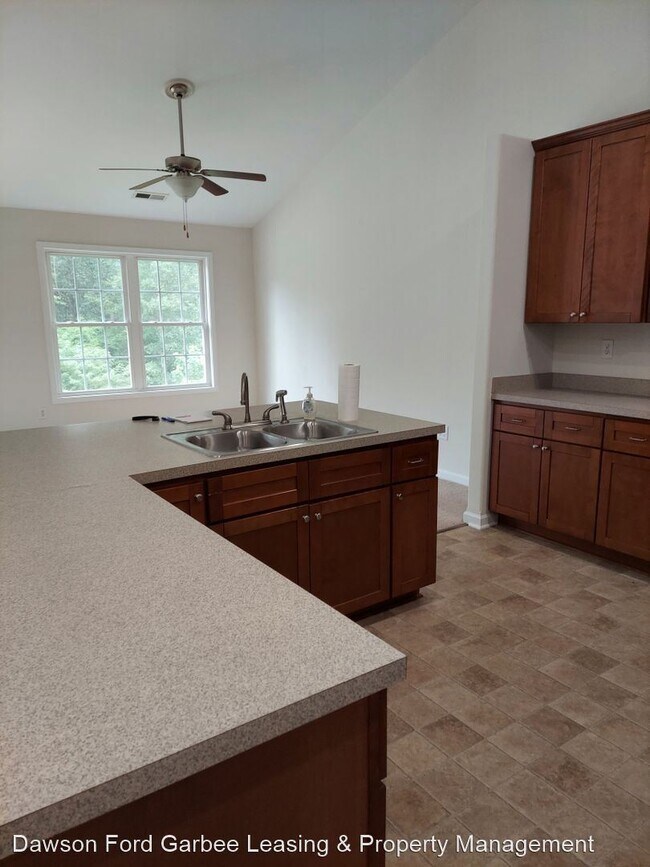 Building Photo - 3 br, 2 bath House - 2423 River Road