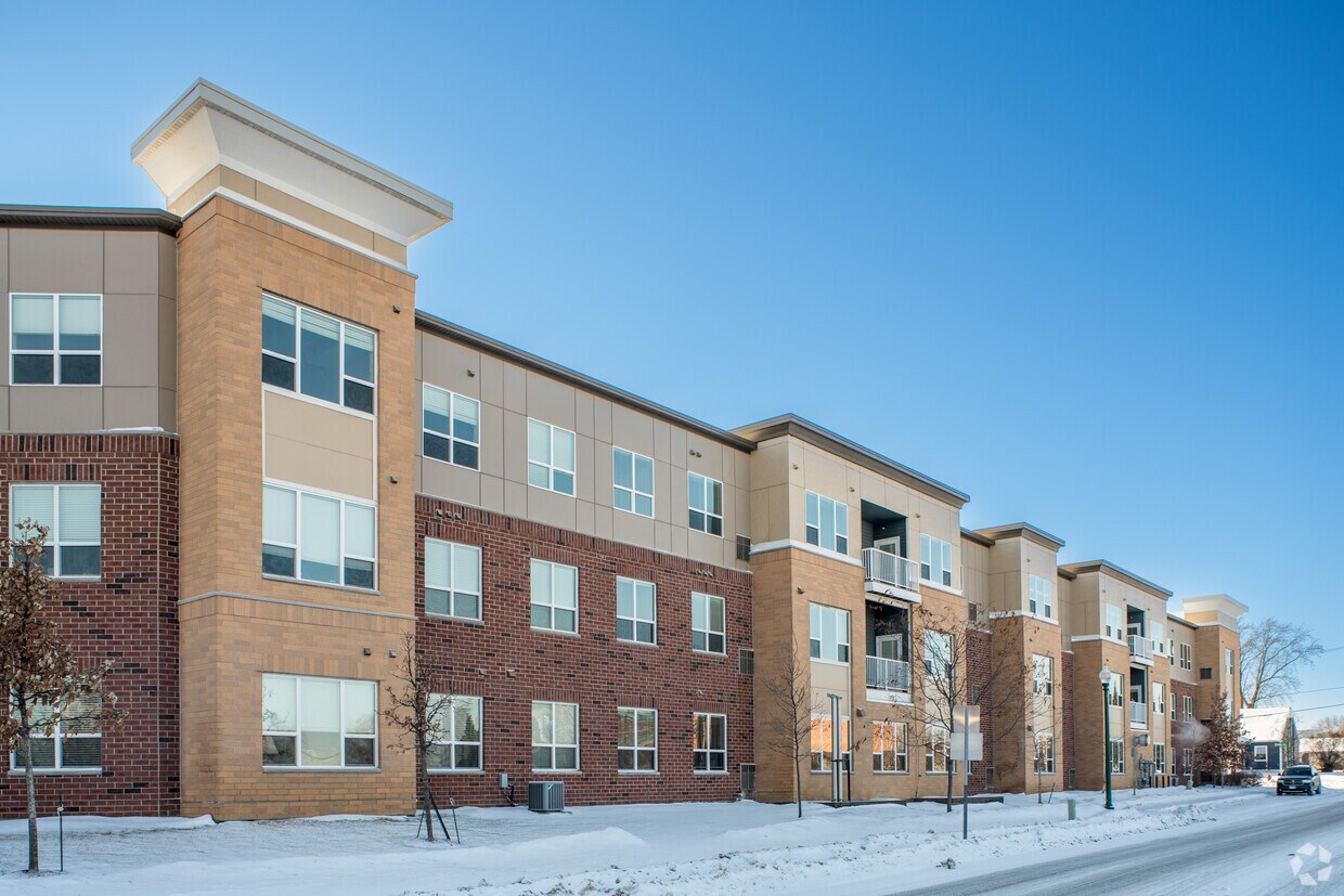 Fotografía del edificio - The Rosemount Senior Living at Steeple Center