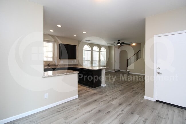 Foto del edificio - 1434 S Ponderosa Dr