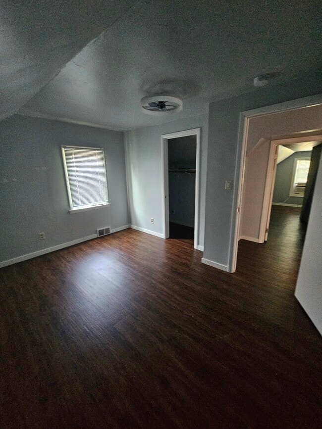 Bedroom-View 1 - 928 Wall St