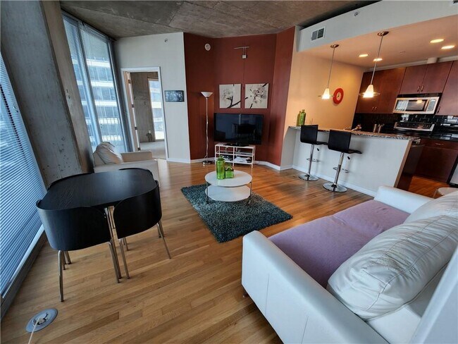 Foto del edificio - 400 W Peachtree St NW