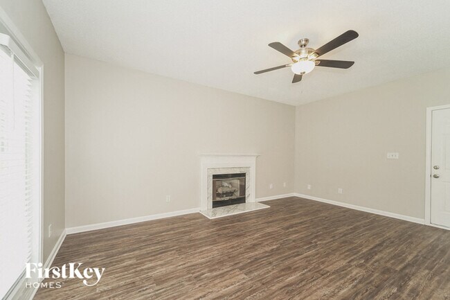 Foto del edificio - 5930 Brookstone Dr NW