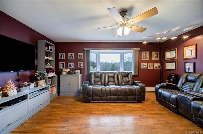 Foto del edificio - 4 Cherrywood Dr