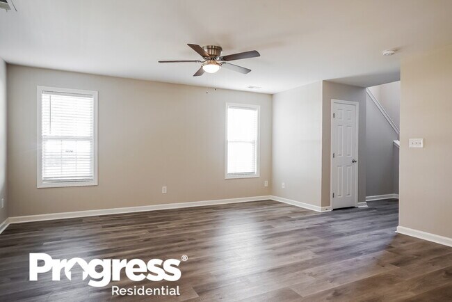 Building Photo - 3206 Hayling Dr