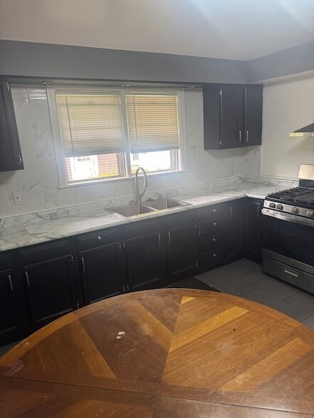 Foto del edificio - 208 Blackstone St