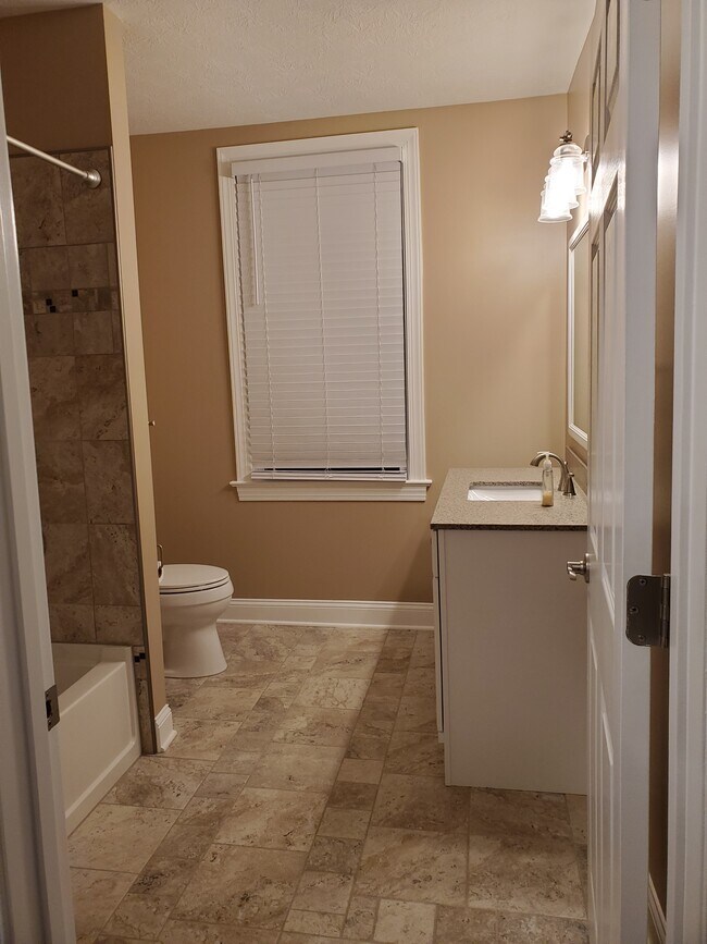 Main Floor Bathroom - 14 Dunlap St