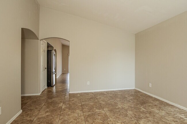 Foto del edificio - 12024 W Rosewood Dr