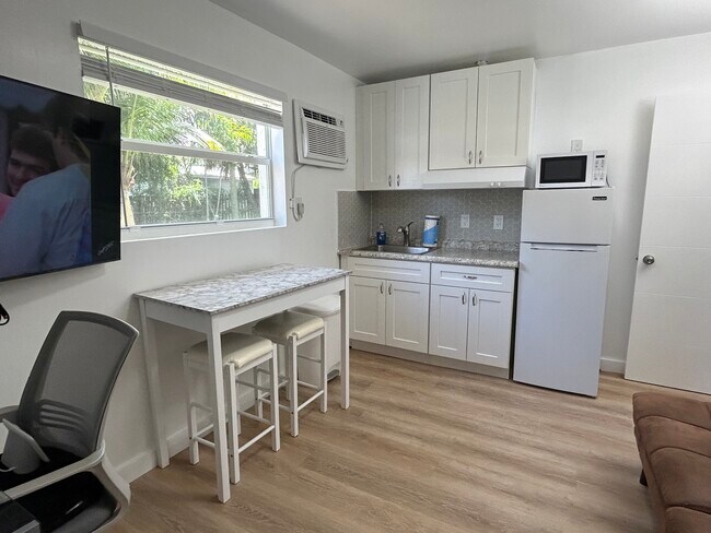 Foto del edificio - 1040 Andrews Rd