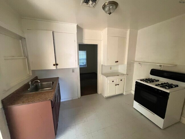 Foto del edificio - 2105 Joline St