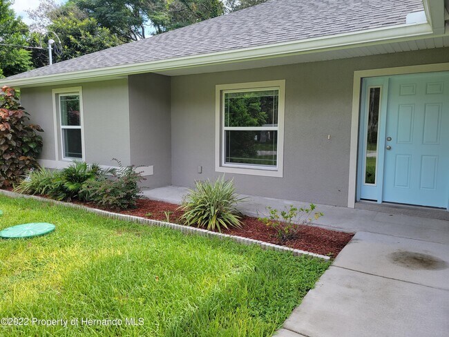 Foto del edificio - 1182 Hallcrest Ave