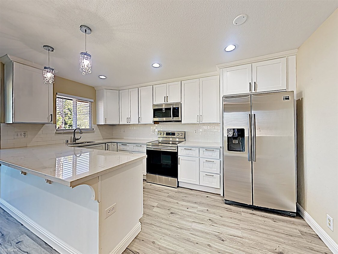 2 br, 1 bath - 882 Schafer Rd Apt 5 Apt 5 - 2 br, 1 bath  - 882 Schafer Rd Apt 5 Apt 5
