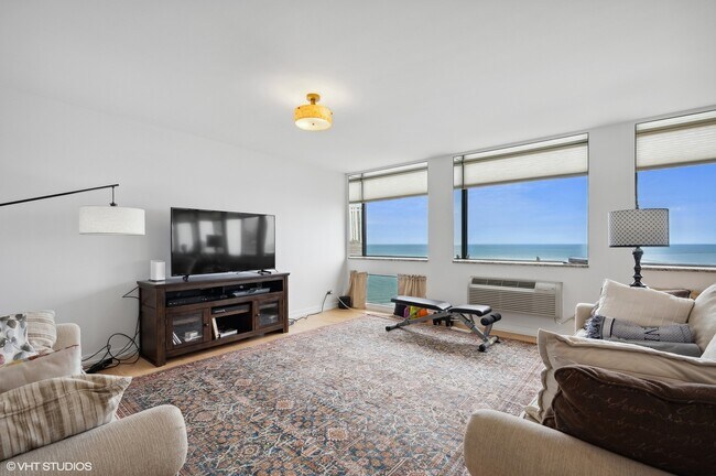 Foto del edificio - 1110 N Lake Shore Dr