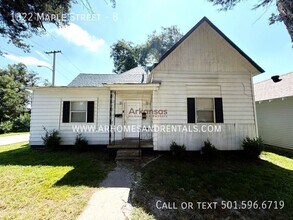Building Photo - 1322 Maple St