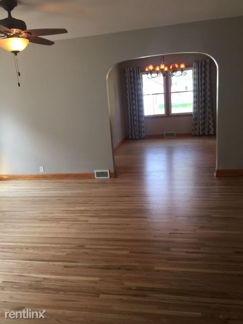 Building Photo - 2 br, 1 bath Apartment - 511 S Loomis Ave