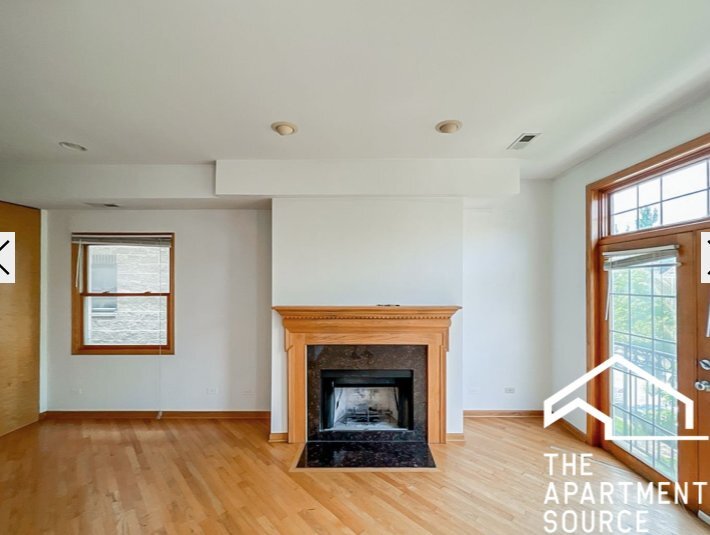 Photo - 1103 W Cornelia Ave (Chicago, IL)
