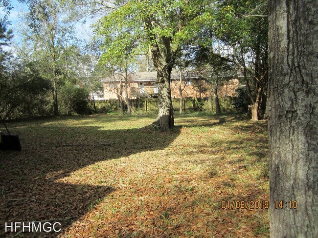 Building Photo - 3 br, 1.5 bath House - 1907 Parsley Avenue