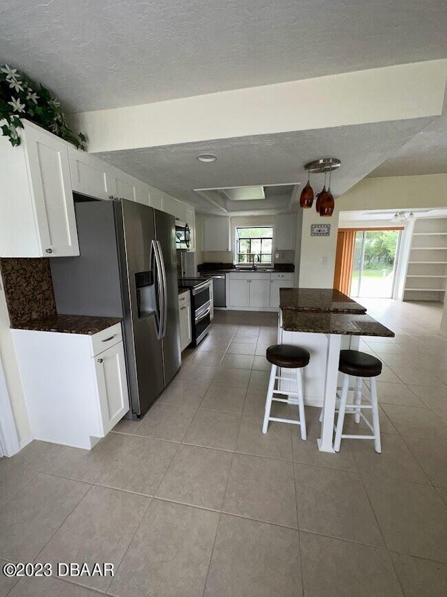 Foto del edificio - 103 S Brooks Ave