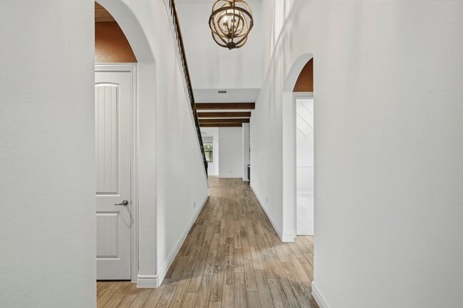 Foto del edificio - 2019 Wild Peregrine Cir