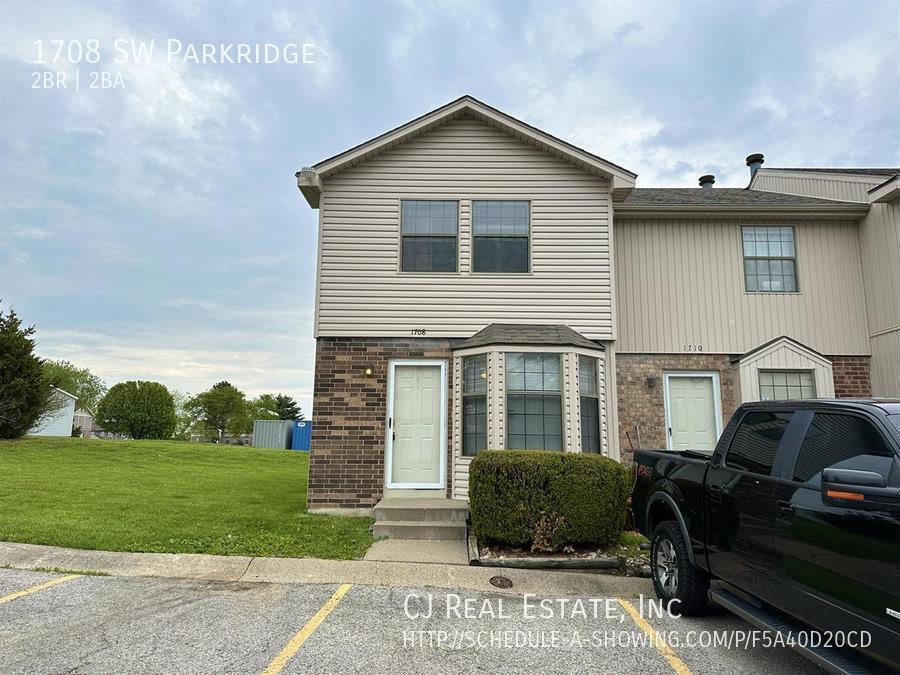 Primary Photo - 1708 SW Parkridge Dr