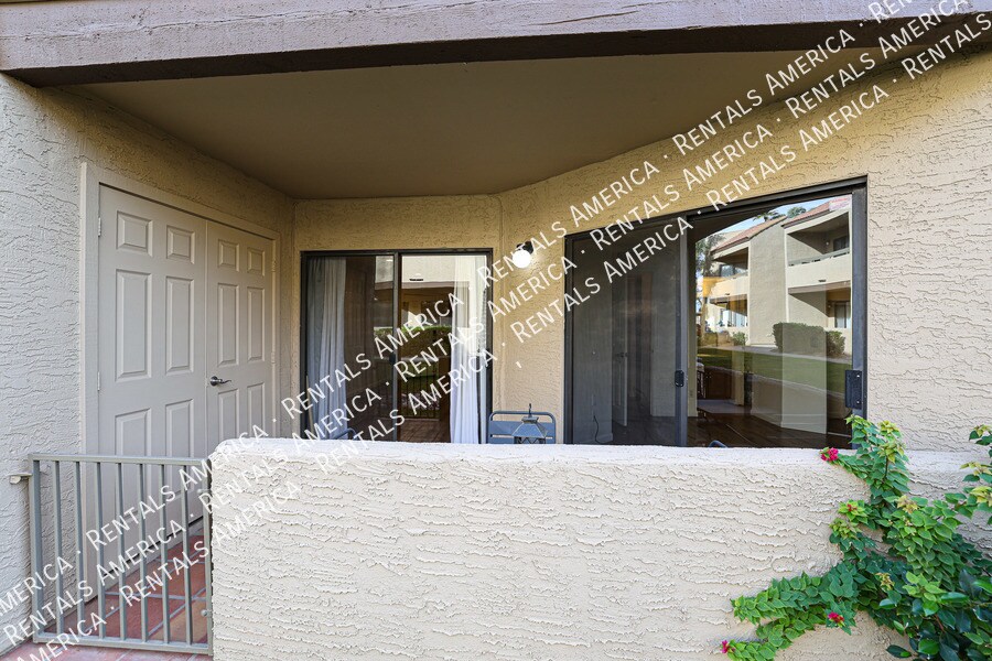 Primary Photo - Condo In Papago Ridge!!