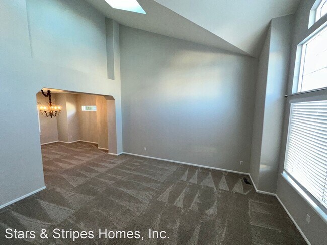 Foto del edificio - 4 br, 2.5 bath House - 19014 E. Prentice C...