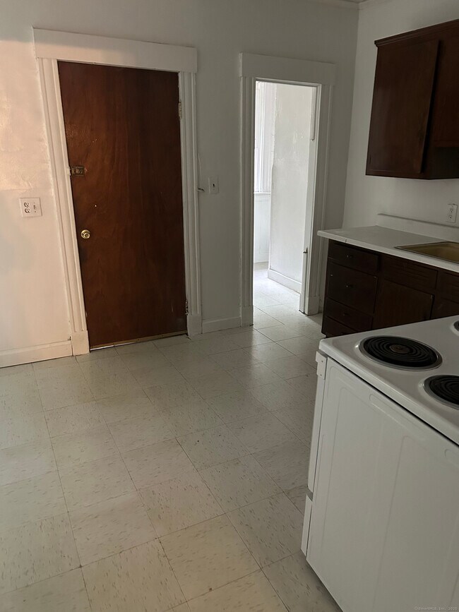 Foto del edificio - 781 Elm St