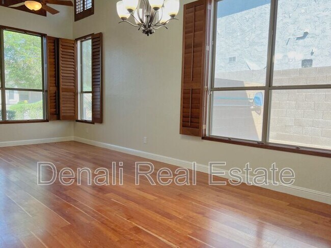 Foto del edificio - 7317 E Gallego Ln