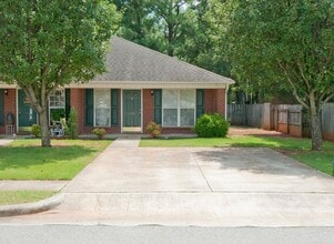 Building Photo - 128 Railroad Ridge Rd