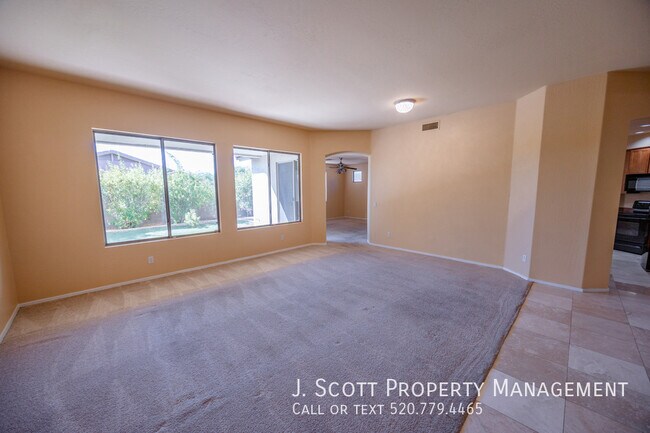 Foto del edificio - 18462 W Western Star Blvd