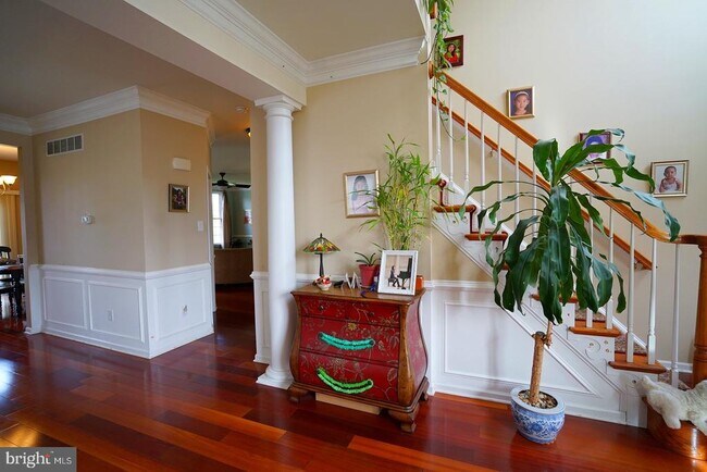 Building Photo - 1203 Denton Dr