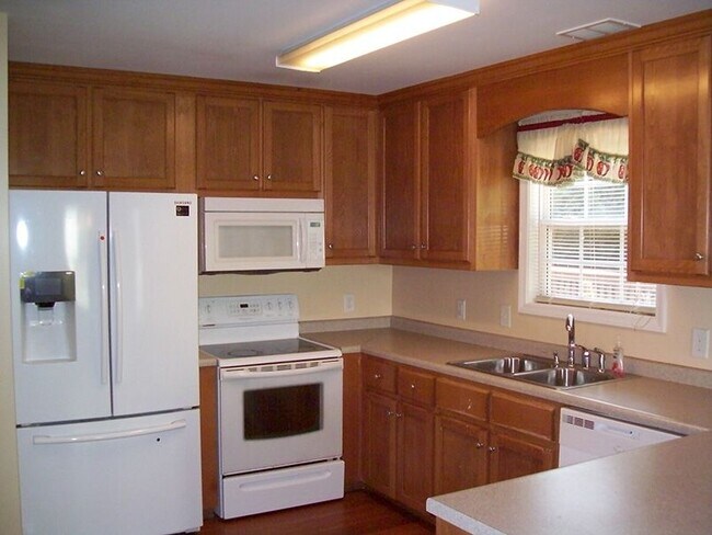 Foto del edificio - 515 Bethany Ct