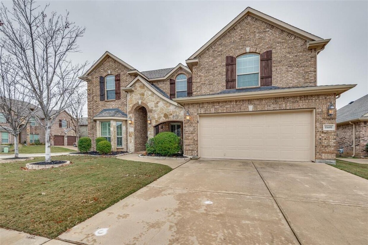 Primary Photo - $500.00 OFF 1ST MONTH RENT IF YOU ARE READ...