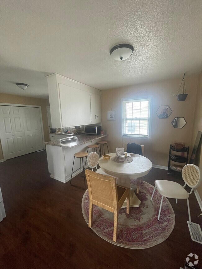 Haskell Place Apartments for Rent with Gym/Fitness Center Lawrence, KS 1 Rentals